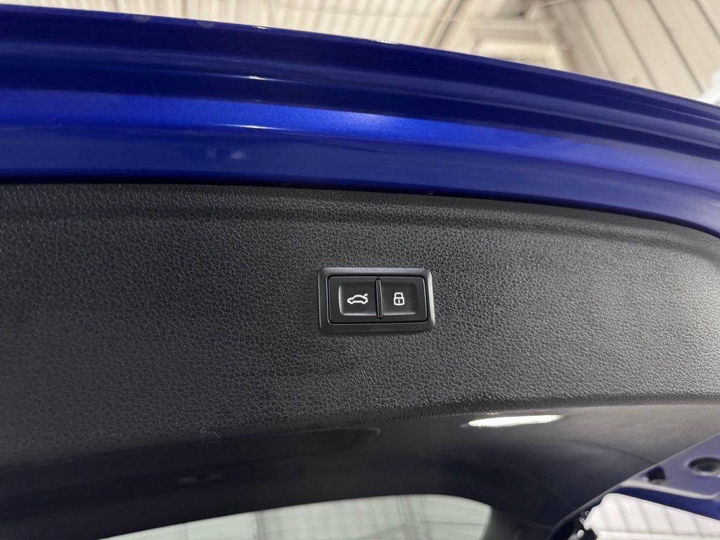 Used 2024 Audi SQ5 Prestige AWD/4WD image 57