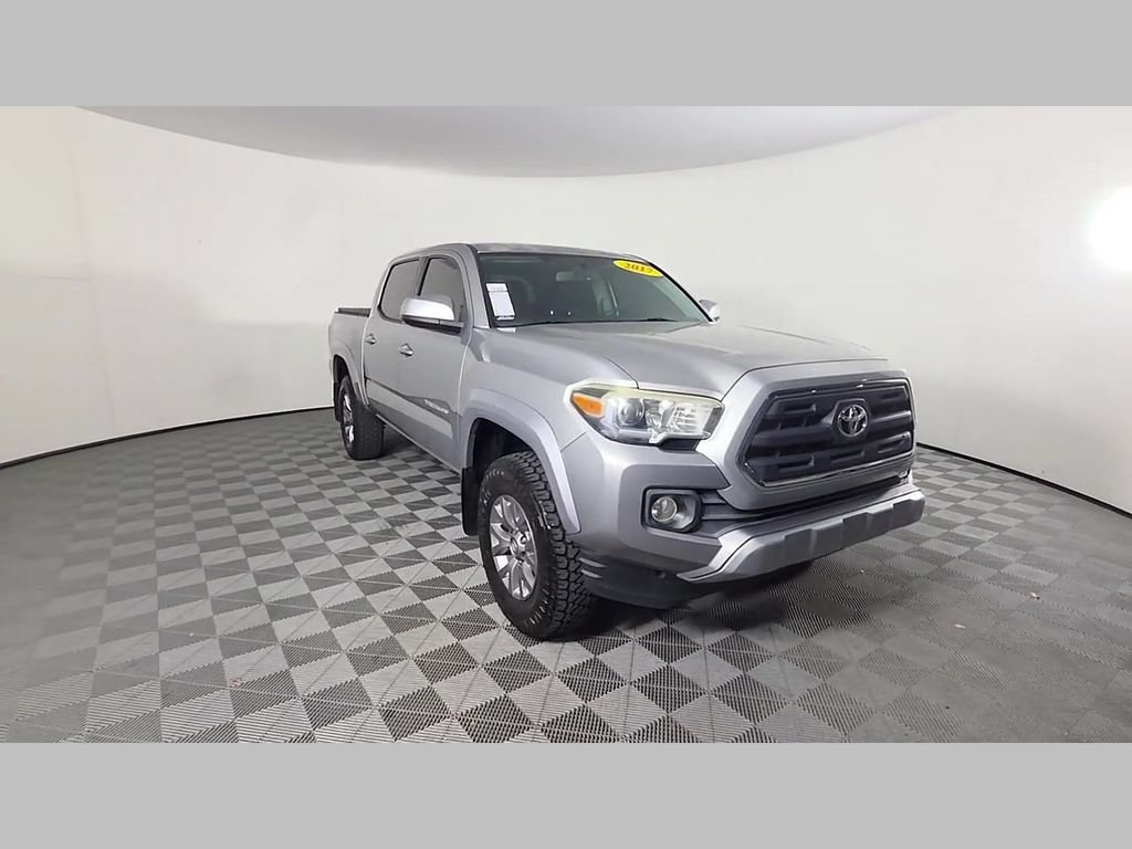 Used 2017 Toyota Tacoma TRD Sport RWD image 52
