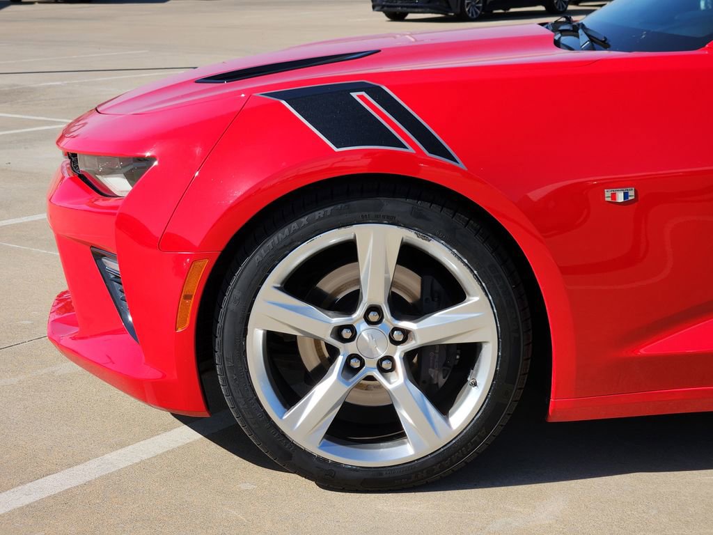 Used 2016 Chevrolet Camaro SS image 11
