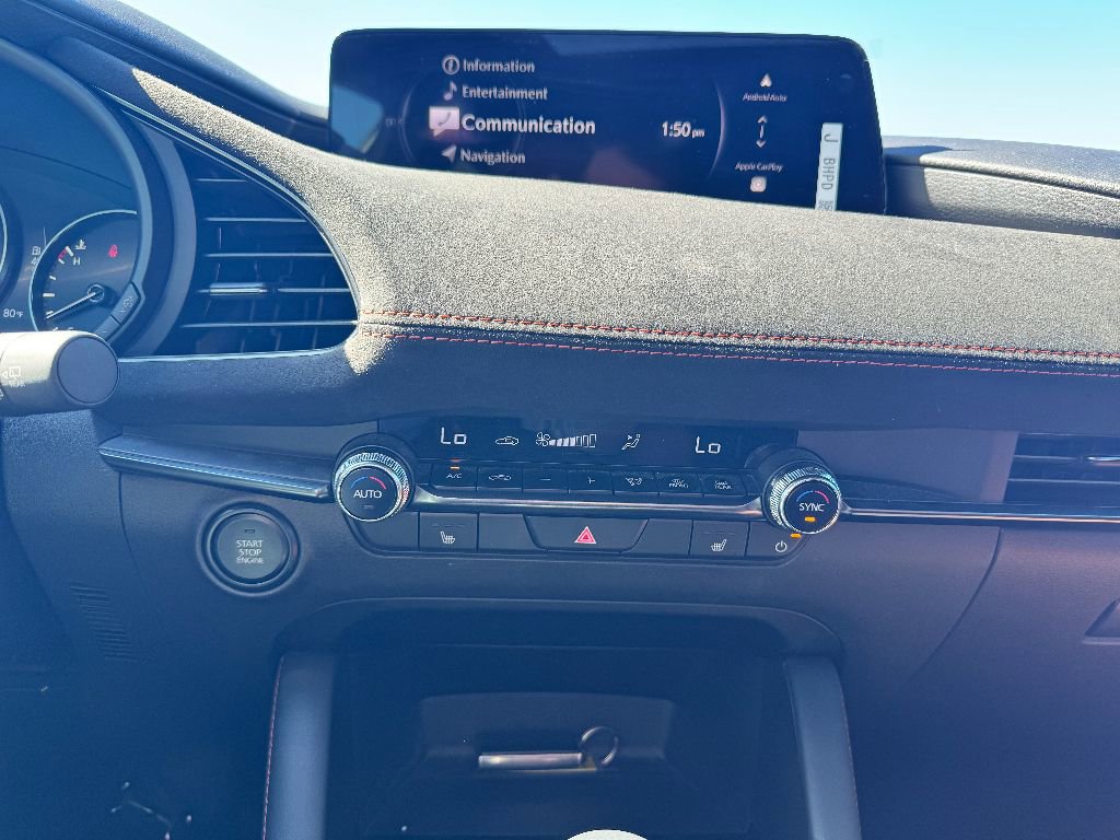 Certified 2025 MAZDA MAZDA3 Carbon image 18