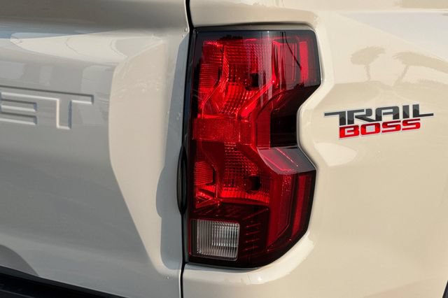 New 2026 Chevrolet Colorado Trail Boss AWD/4WD image 38