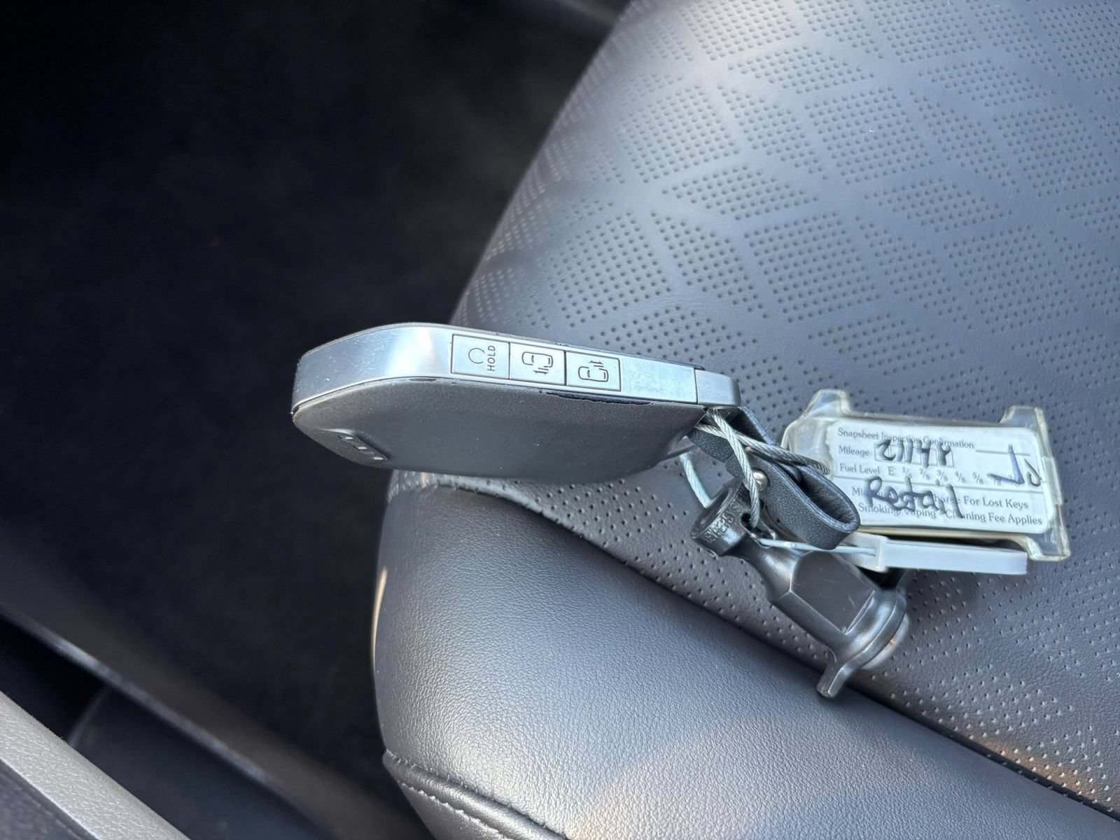 Used 2026 Kia Carnival FWD image 22