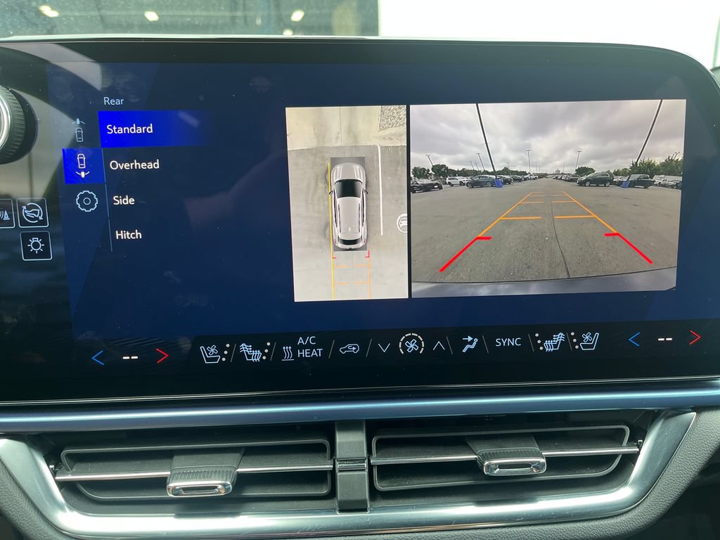 New 2025 Chevrolet Equinox EV LT w/ Convenience Package II AWD/4WD image 20