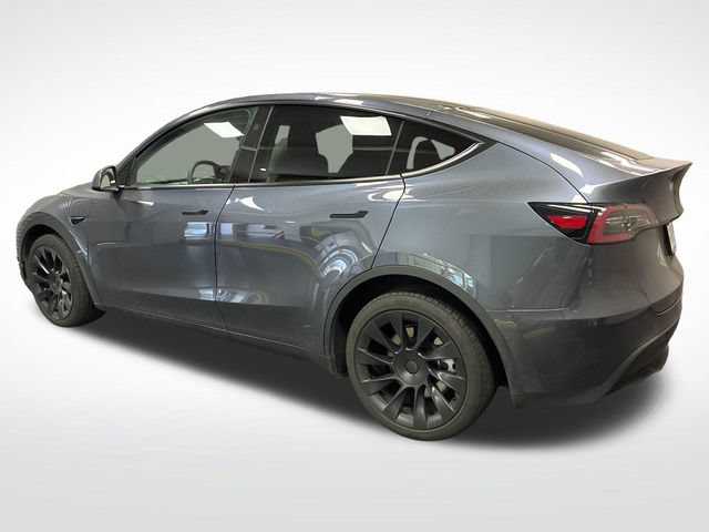 Used 2023 Tesla Model Y Long Range AWD/4WD image 3
