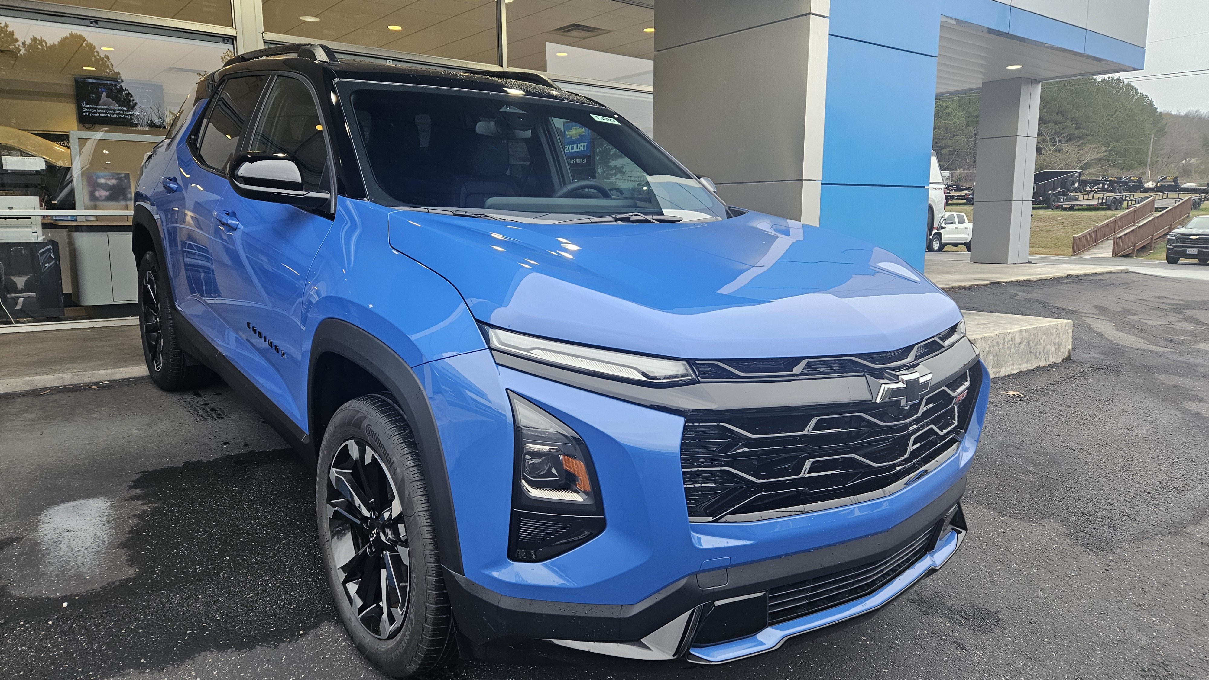 New 2026 Chevrolet Equinox RS w/ LPO, Floor Liner Package FWD image 4