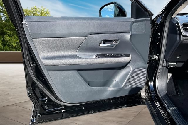 Certified 2026 Nissan Kicks SV FWD image 19