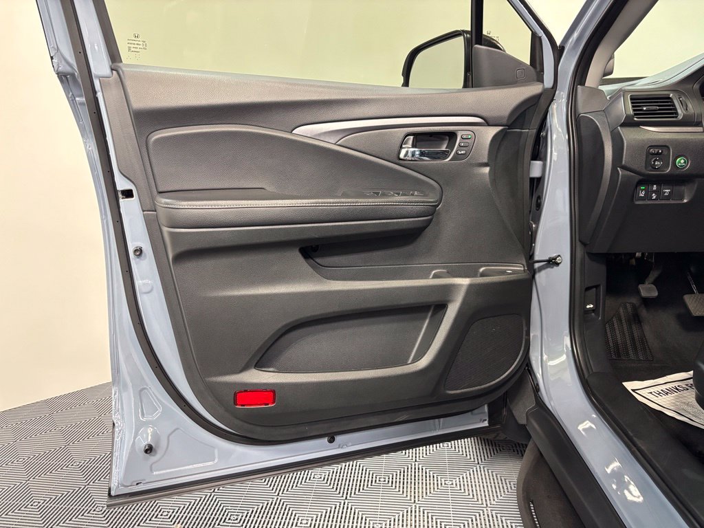 Certified 2023 Honda Ridgeline RTL image 29