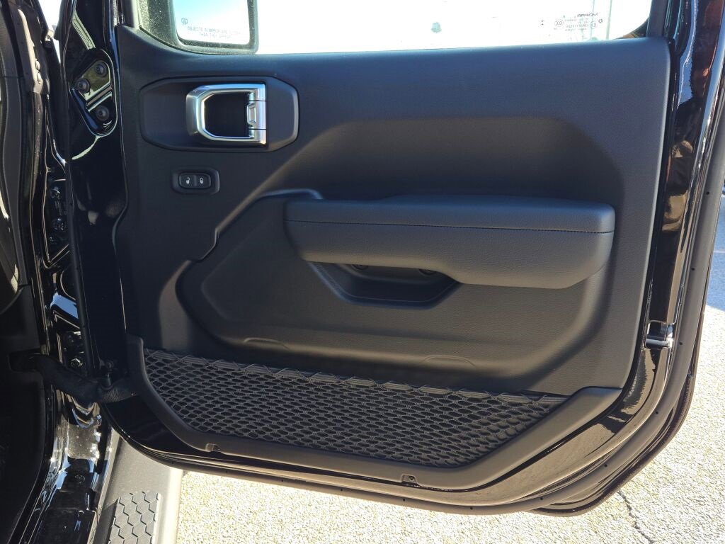 New 2025 Jeep Wrangler Sport S image 7