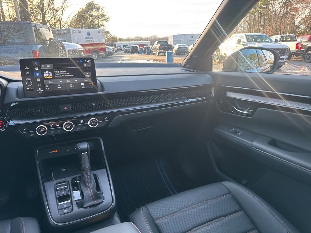 Used 2026 Honda CR-V Sport Touring image 10