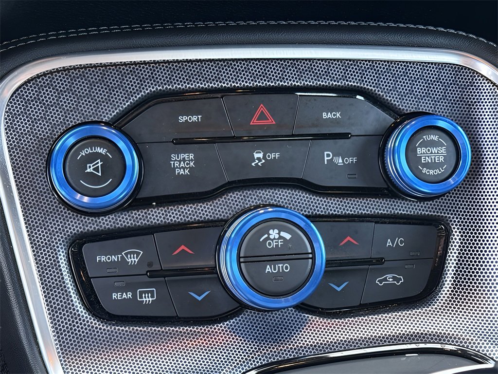 Used 2016 Dodge Challenger R/T Scat Pack image 18