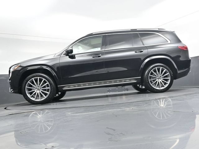 Used 2026 Mercedes-Benz GLS 450 4MATIC image 36