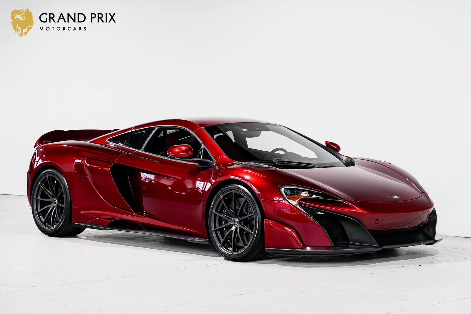 Used 2016 McLaren 675LT Coupe RWD video 1