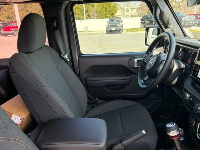 New 2026 Jeep Wrangler Sport AWD/4WD image 30