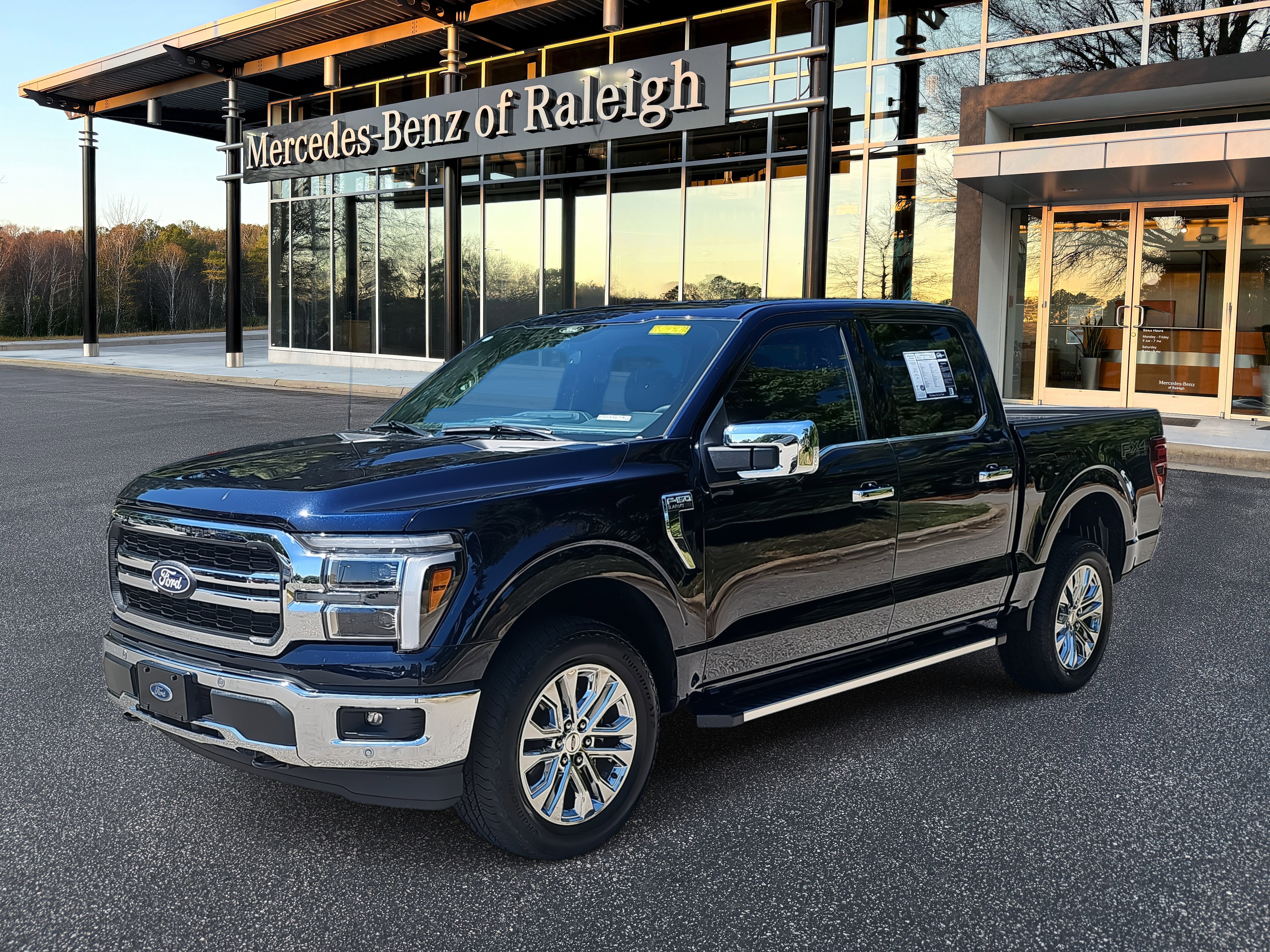Used 2025 Ford F150 Lariat w/ Equipment Group 501A Mid