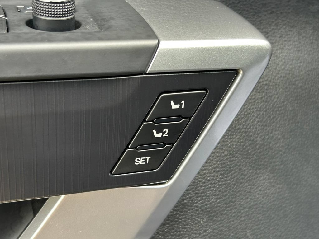 Used 2023 Toyota Tundra Platinum w/ Advanced Package AWD/4WD image 26
