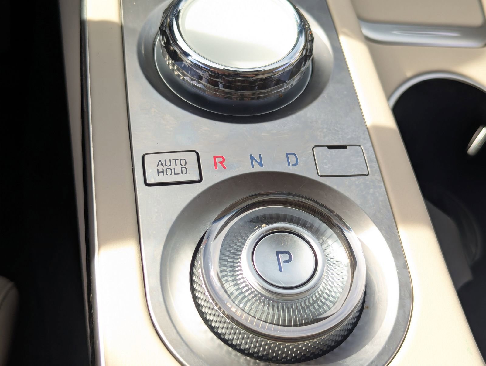 Used 2025 Genesis GV70 3.5T Sport w/ Sport Prestige Package image 27