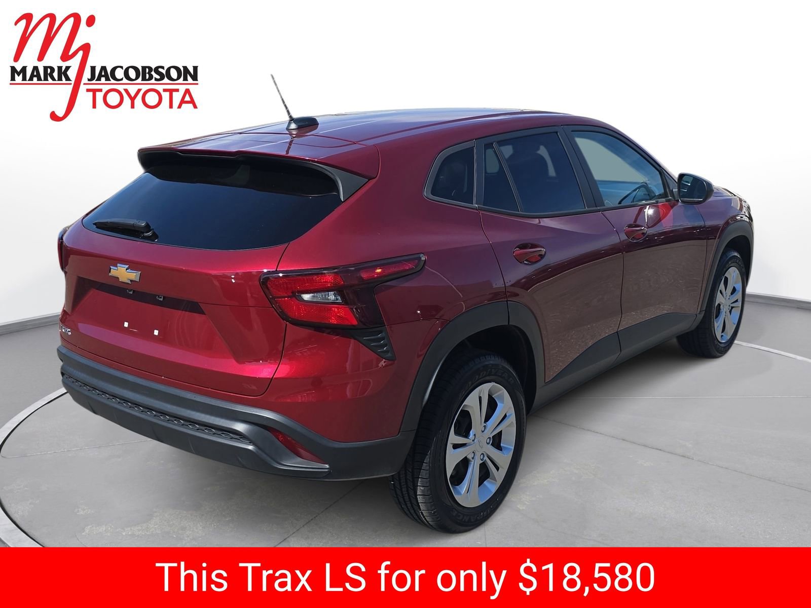 Used 2024 Chevrolet Trax LS image 9