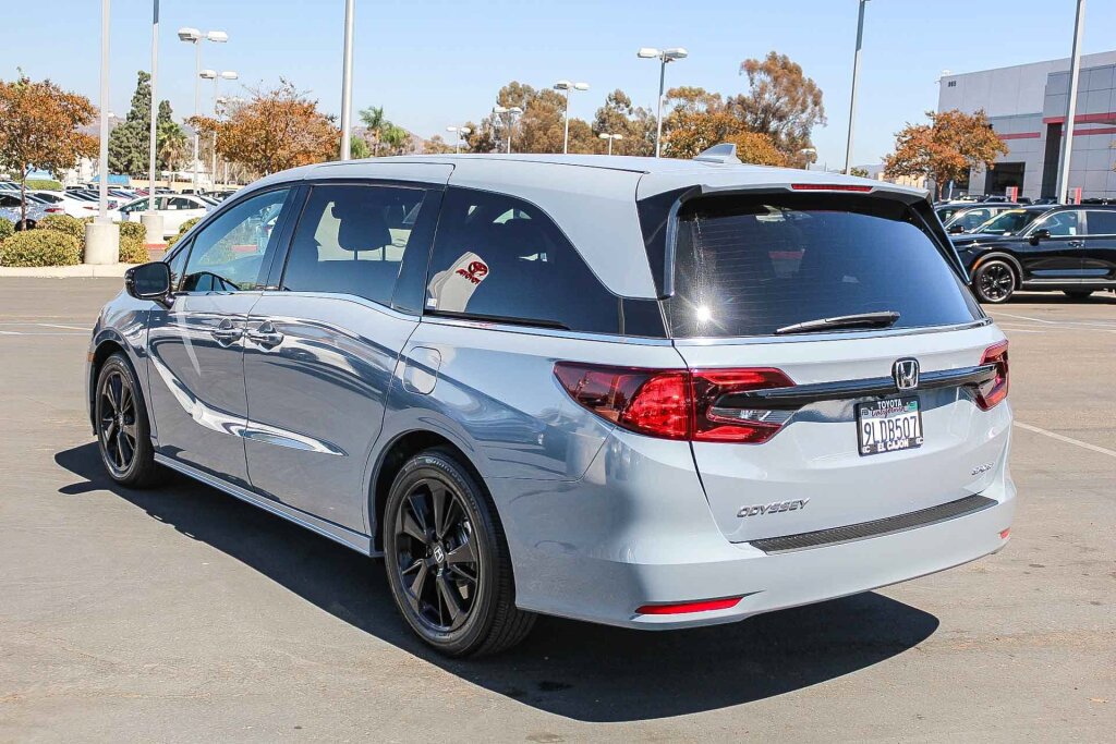 Used 2024 Honda Odyssey Sport image 24