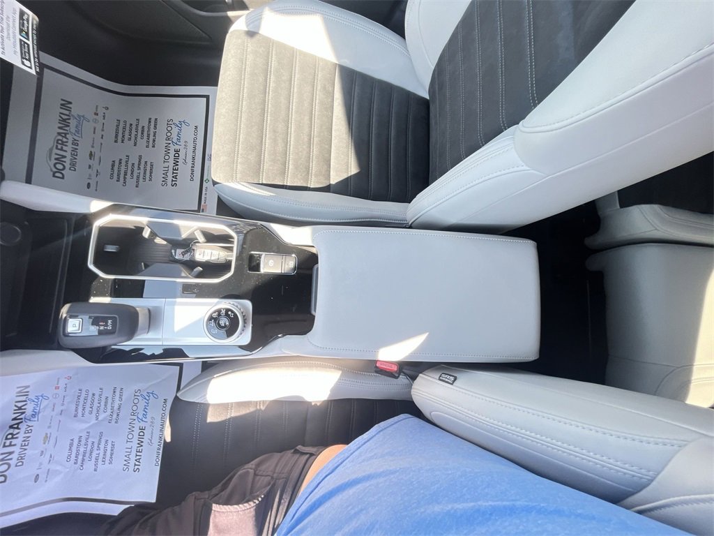 New 2025 Mitsubishi Outlander SE image 21