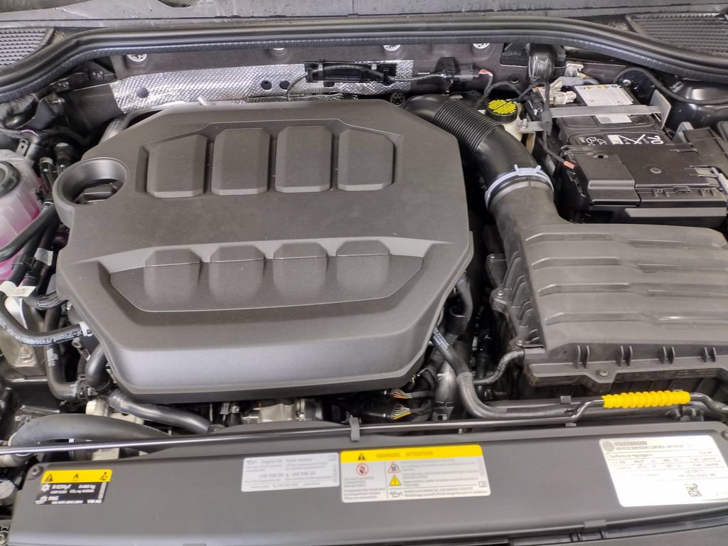 New 2026 Volkswagen GTI SE FWD image 9