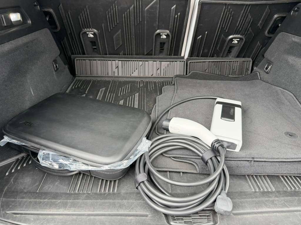 Used 2024 Cadillac Lyriq Sport image 21