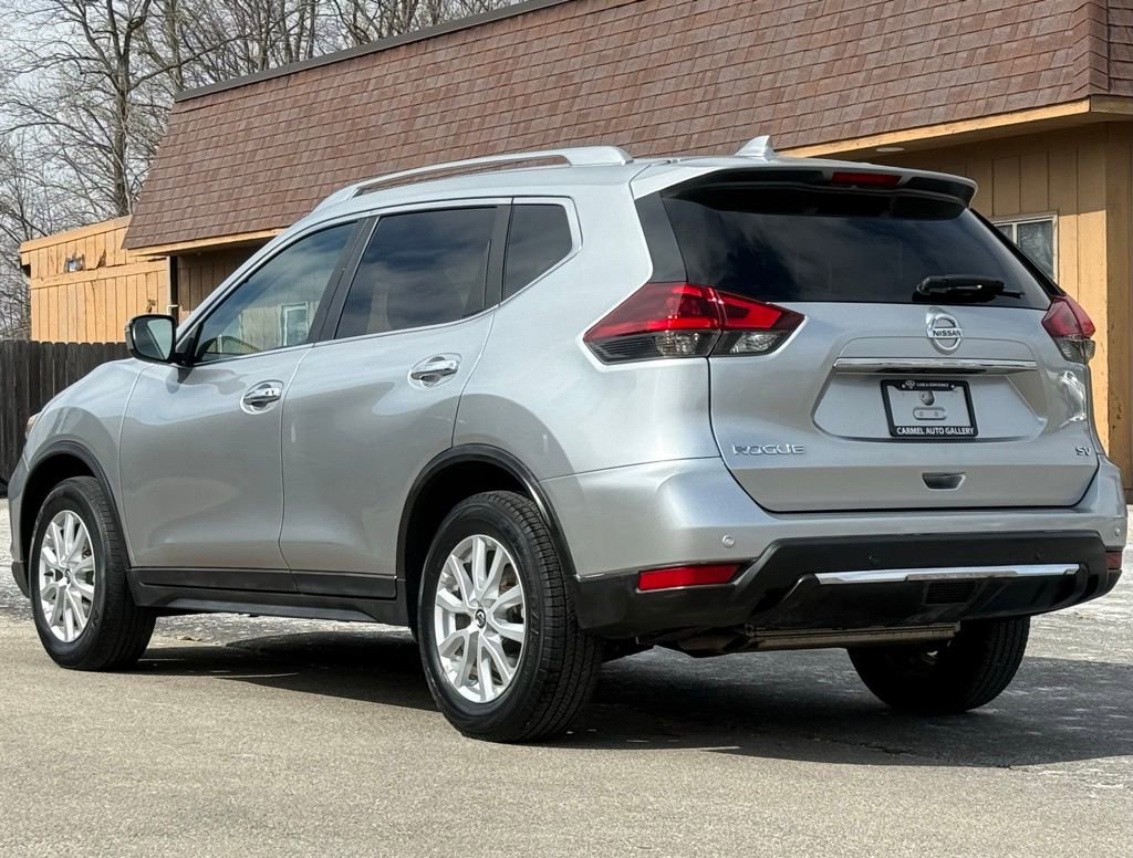 Used 2019 Nissan Rogue SV FWD image 3