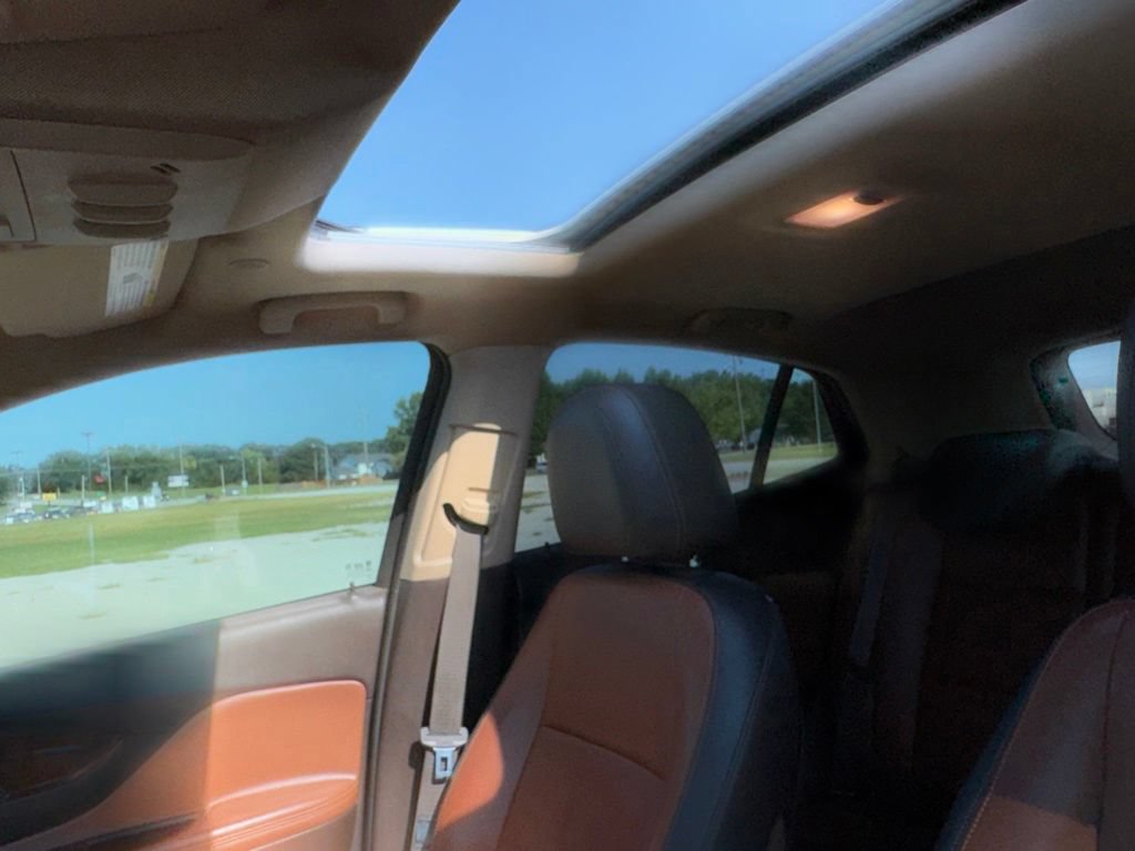 Used 2013 Buick Encore Premium AWD/4WD image 28