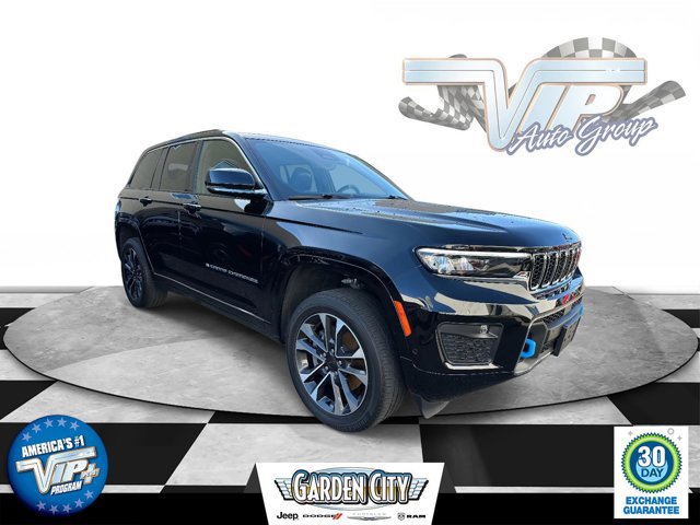 Used 2023 Jeep Grand Cherokee Overland image 1