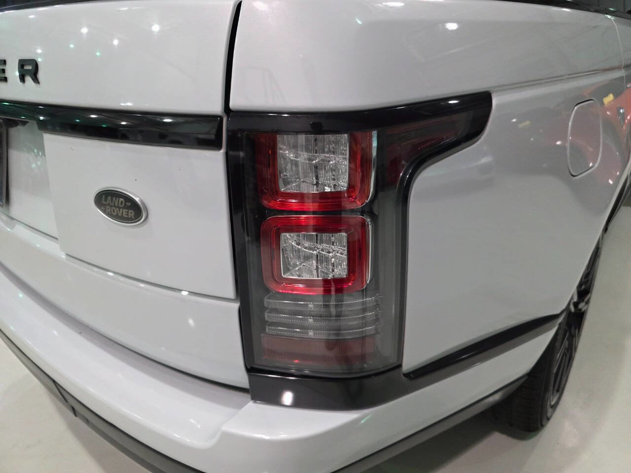 Used 2016 Land Rover Range Rover HSE AWD/4WD image 41