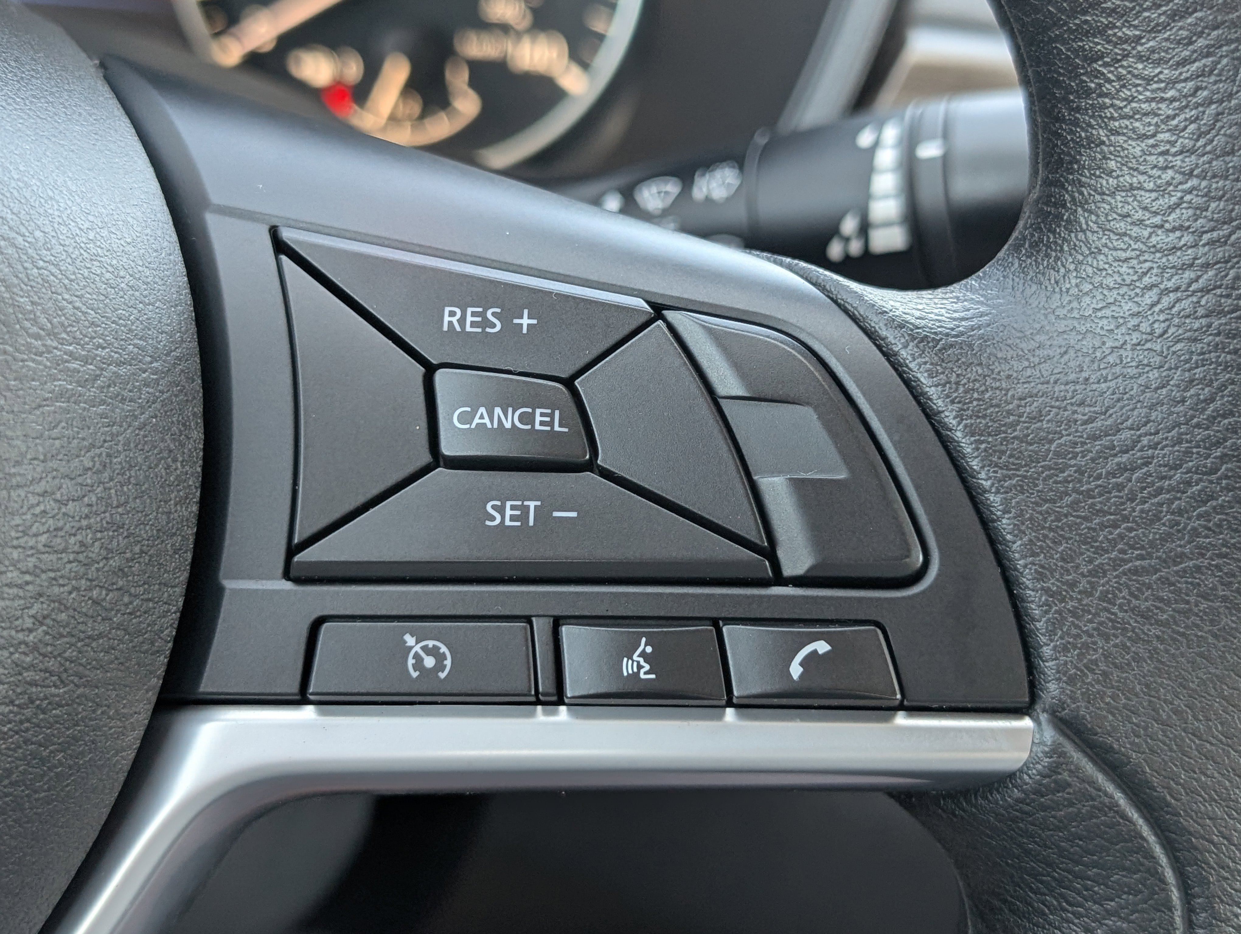 Used 2025 Nissan Altima 2.5 SV FWD image 22