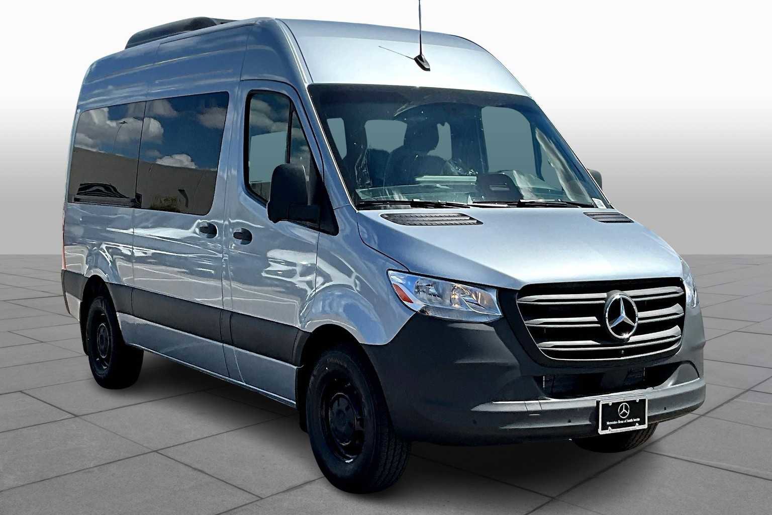 New 2025 Mercedes-Benz Sprinter 2500 image 2