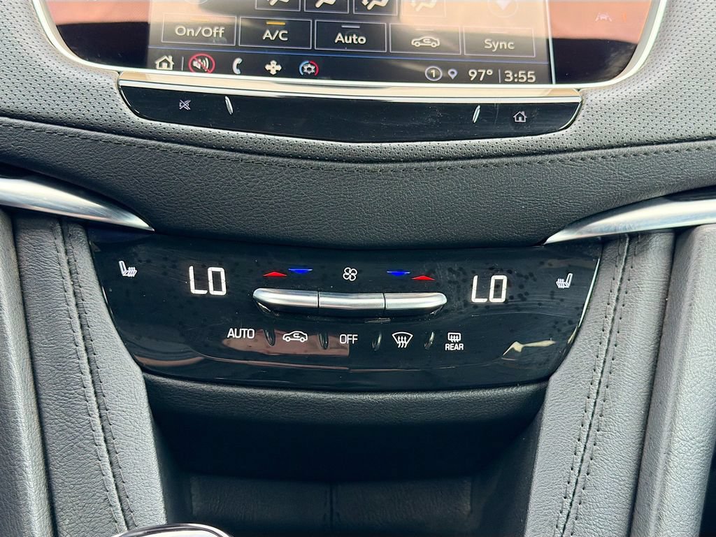 Used 2024 Cadillac XT6 Luxury FWD image 20