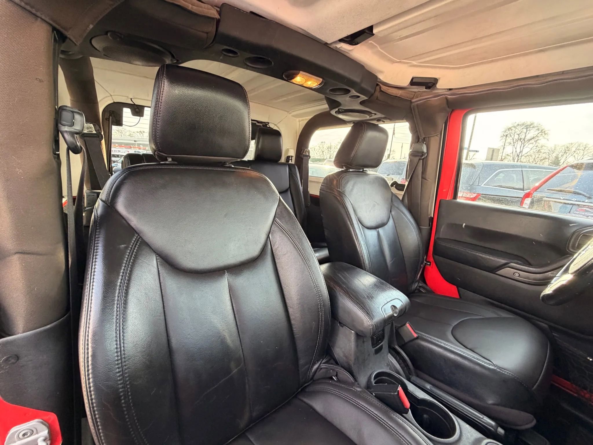 Used 2013 Jeep Wrangler Sahara AWD/4WD image 18