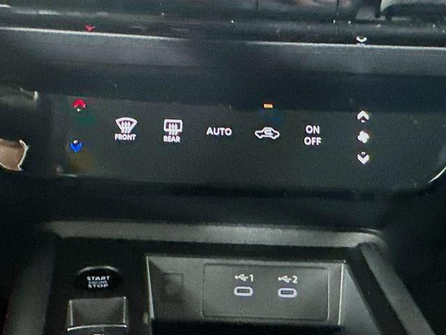 New 2025 Nissan Kicks SR w/ Illumination Package AWD/4WD image 15