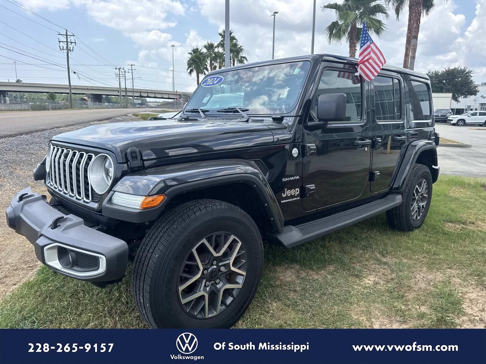 Used 2024 Jeep Wrangler Unlimited Sahara w/ Technology Group