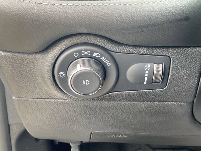 Used 2022 Dodge Durango GT image 21