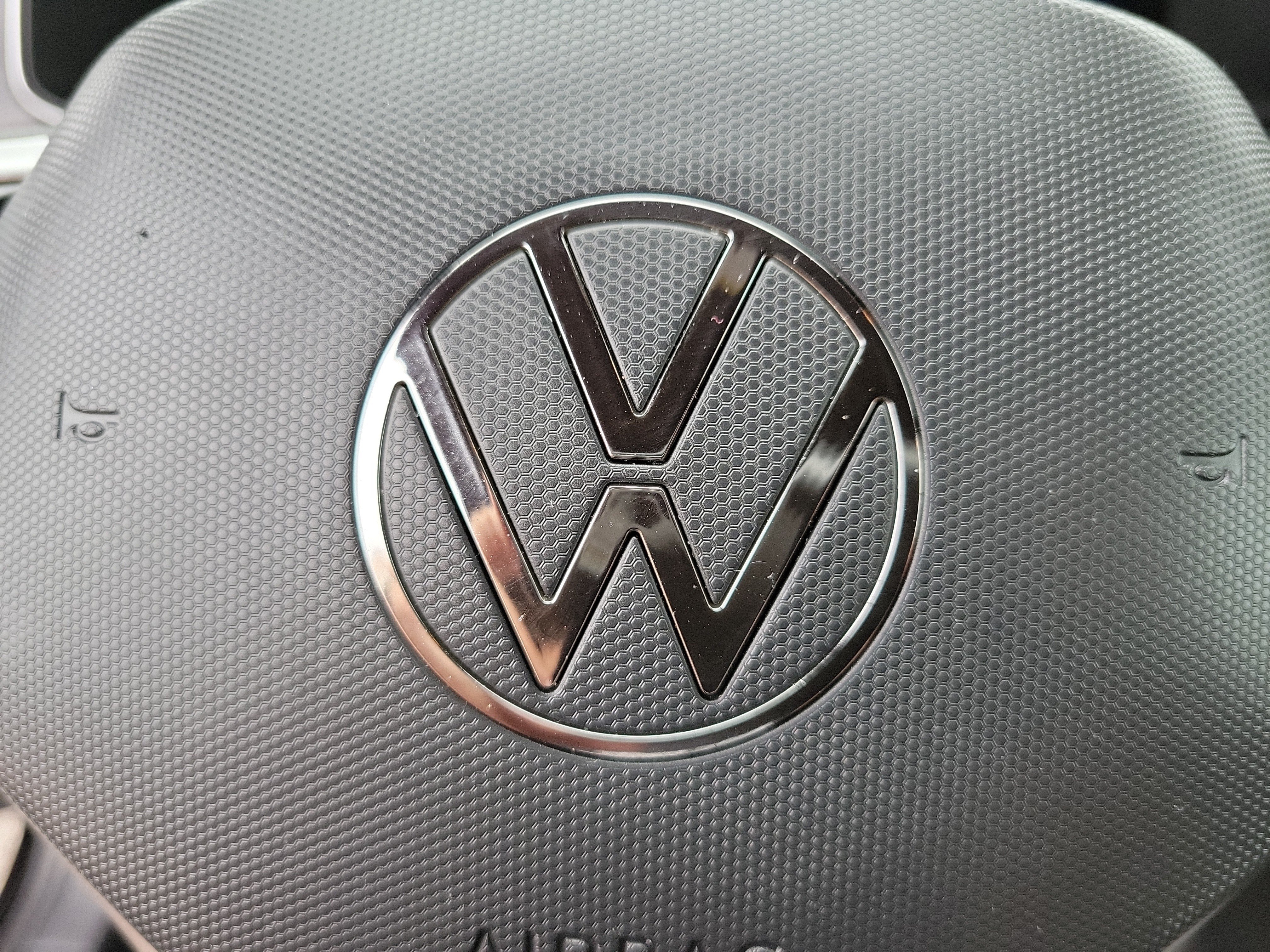 Used 2025 Volkswagen Jetta Sport FWD image 21