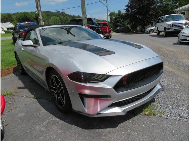 Used 2018 Ford Mustang Premium RWD image 13