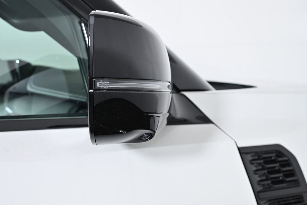 New 2026 Nissan Armada PRO-4X image 8