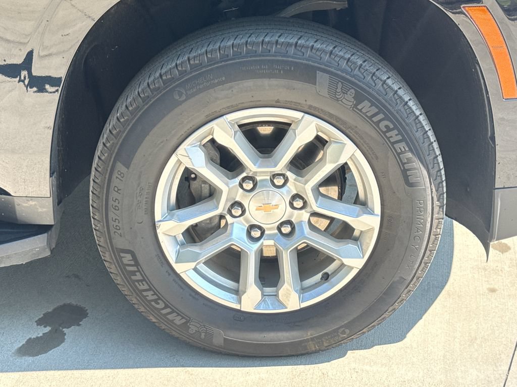 Used 2025 Chevrolet Tahoe LT AWD/4WD image 11