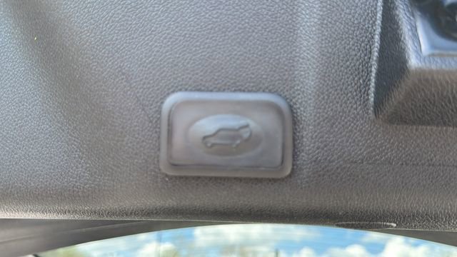 Used 2016 GMC Acadia SLT w/ Open Road Package AWD/4WD image 31