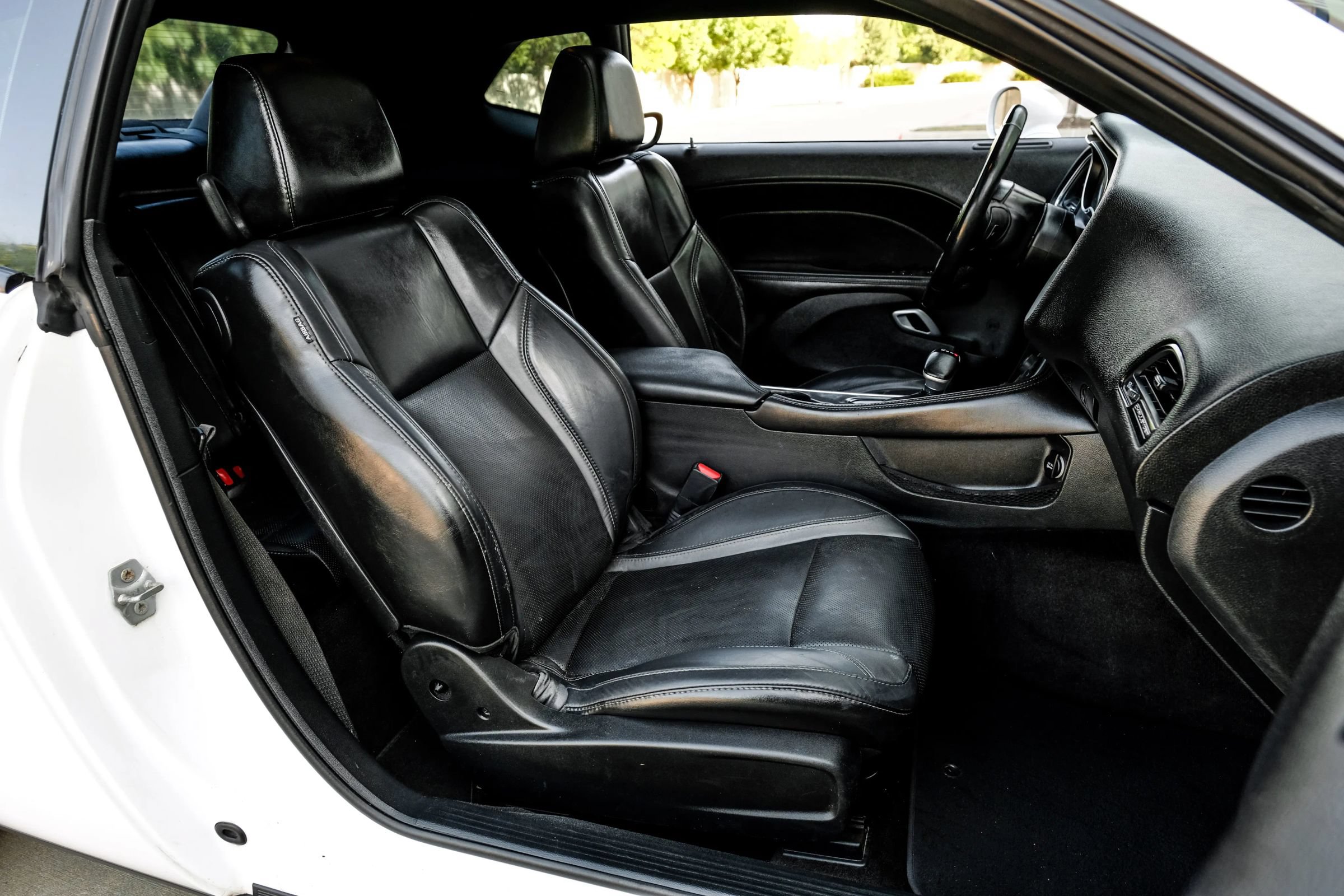 Used 2018 Dodge Challenger SXT Plus RWD image 36