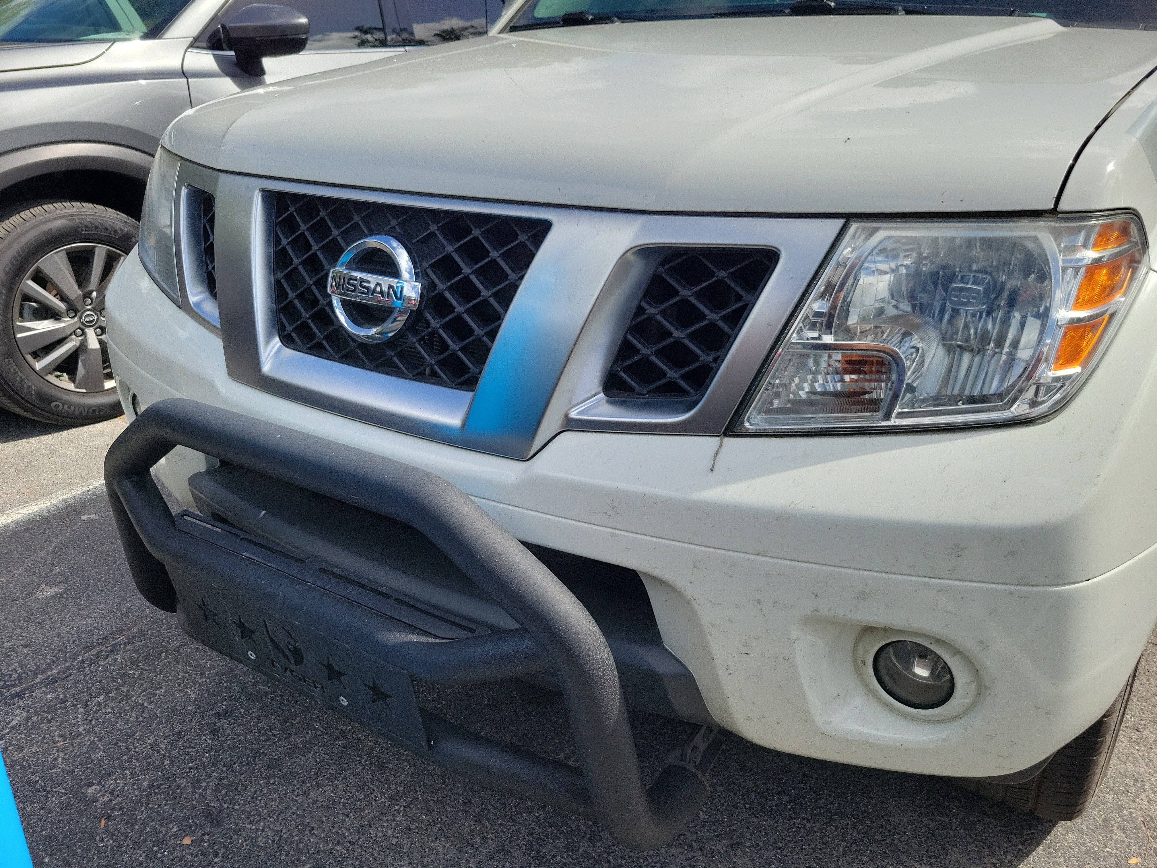 Used 2021 Nissan Frontier SV RWD image 9