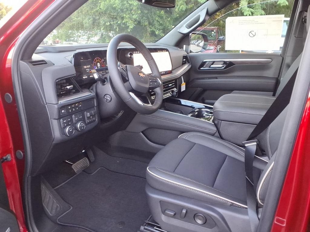 New 2026 Chevrolet Tahoe Premier w/ Sun And Tow Package AWD/4WD image 13