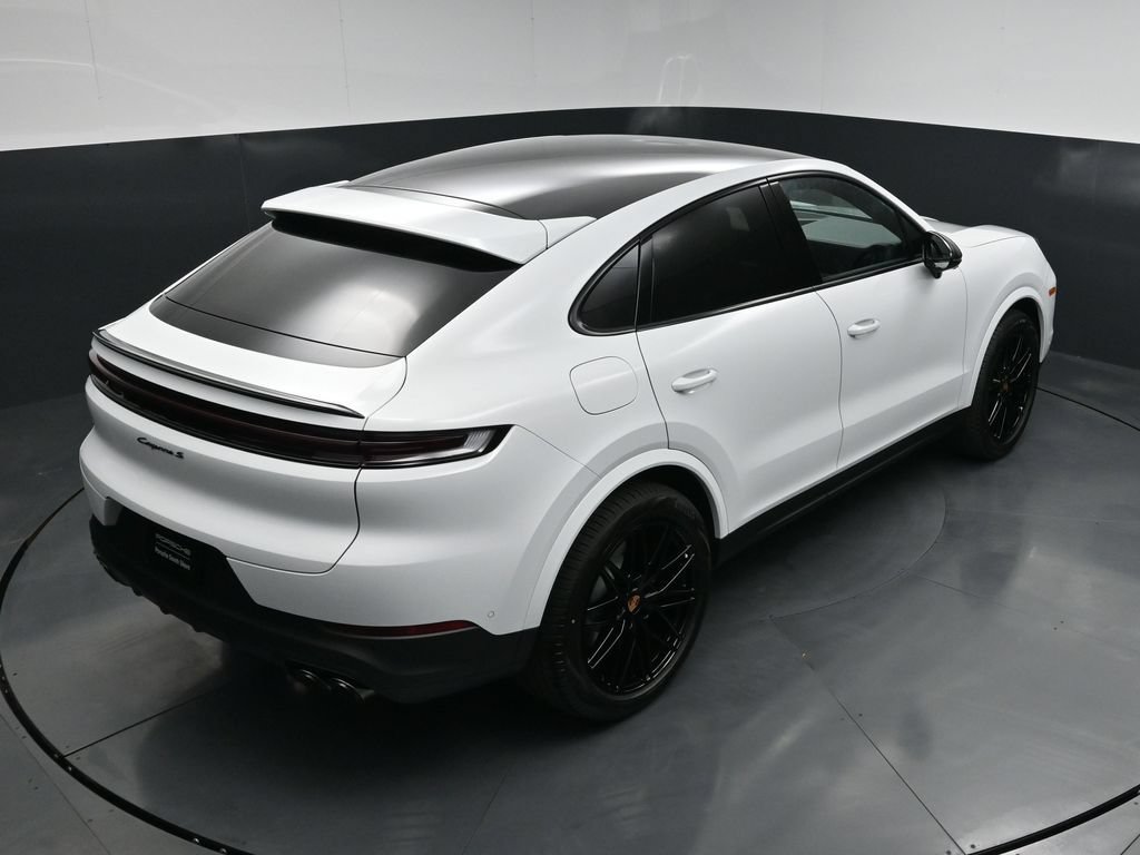 New 2026 Porsche Cayenne S AWD/4WD image 18