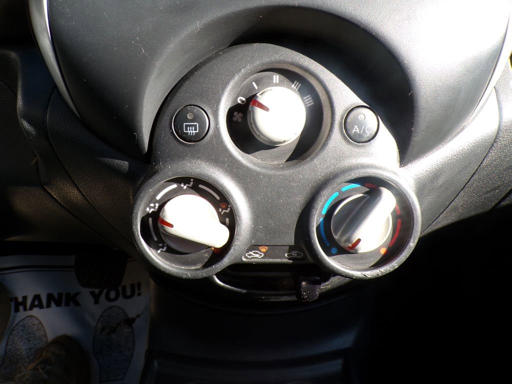 Used 2014 Nissan Versa Note SV image 28