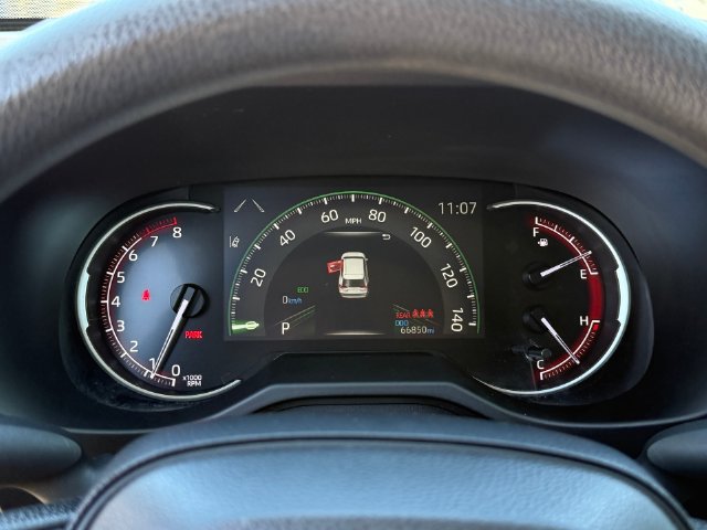 Used 2023 Toyota RAV4 LE AWD/4WD image 16
