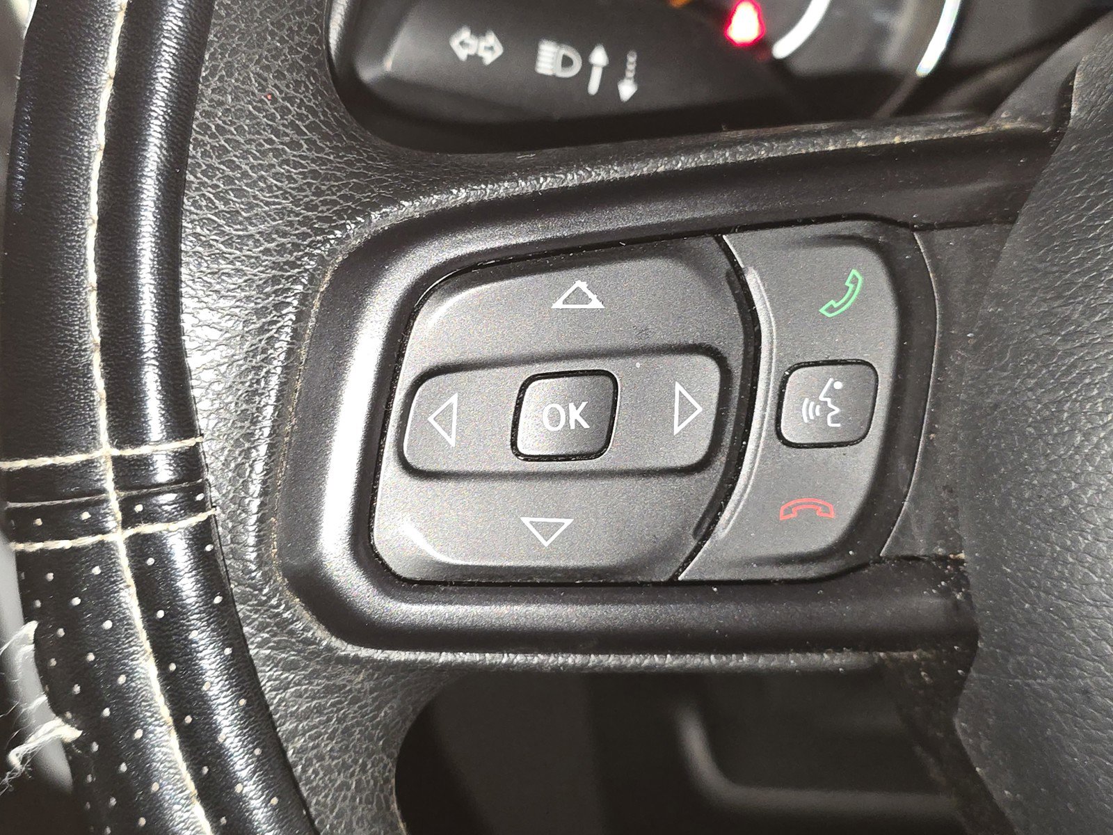 Used 2018 Jeep Wrangler Unlimited Sport image 15