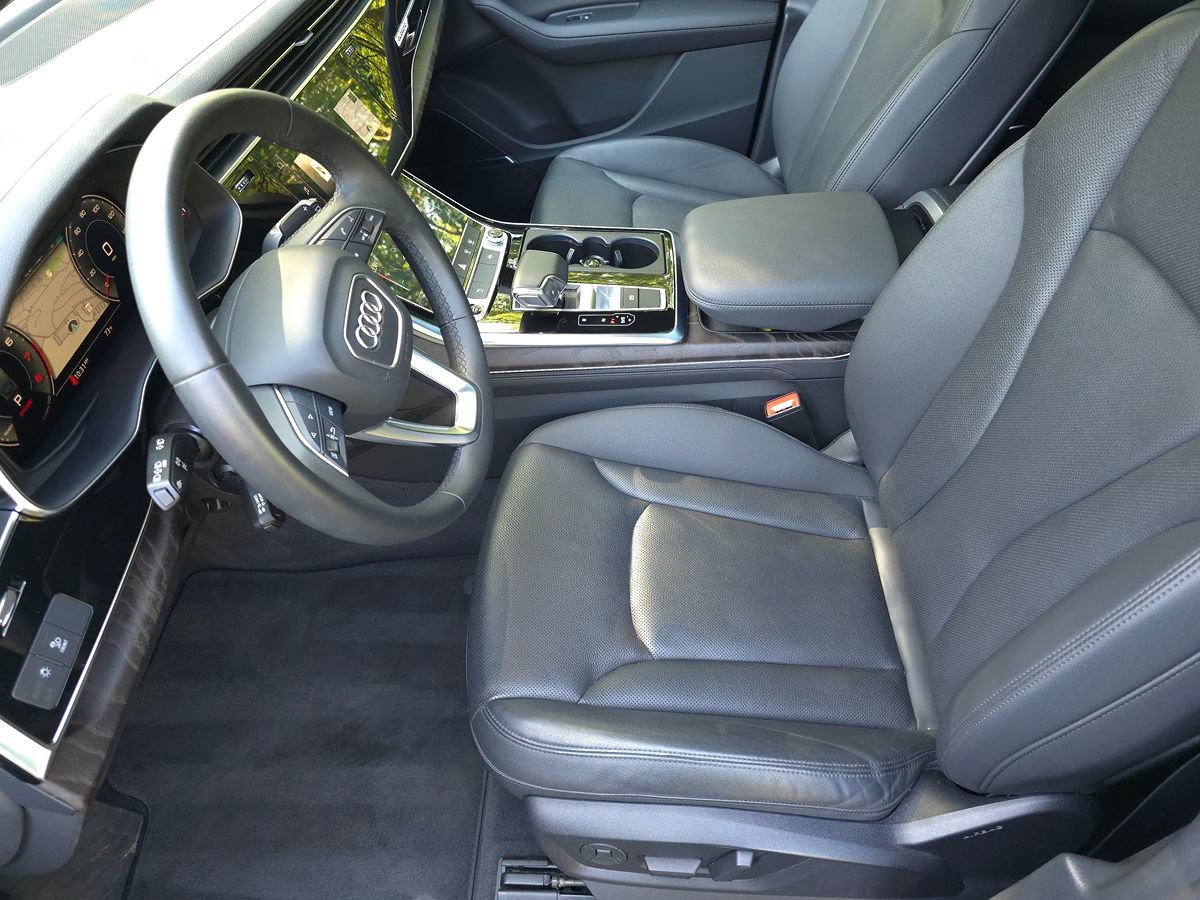 Used 2023 Audi Q7 2.0T Premium Plus w/ Premium Plus Package AWD/4WD image 12
