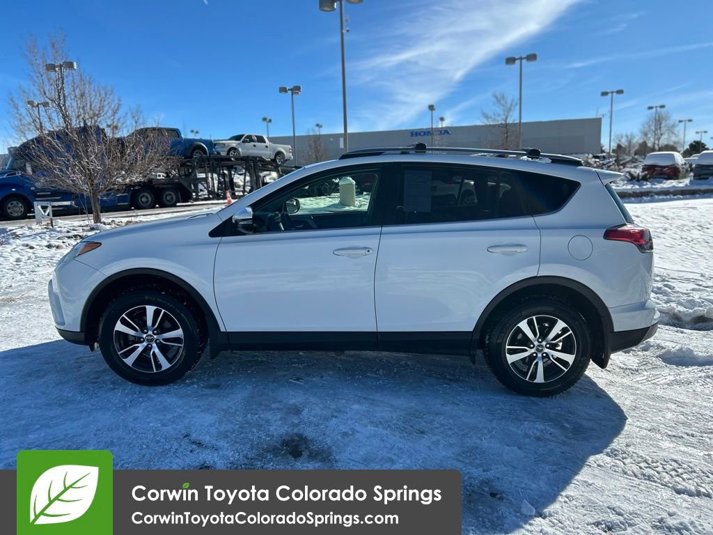 Used 2017 Toyota RAV4 XLE image 4